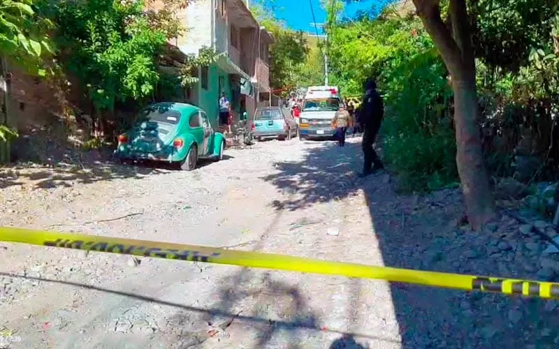 Hieren de un balazo en la cabeza a un joven en Huaje Seco de Chilpancingo