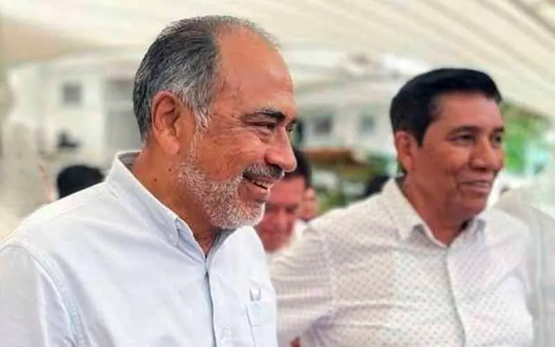 Renuncia al PRI el ex gobernador de Guerrero, Héctor Astudillo Flores