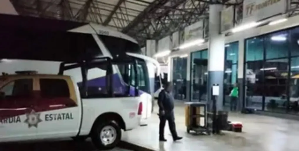 Hombres armados ‘levantan’ a 31 personas que viajaban en un autobús en Tamaulipas
