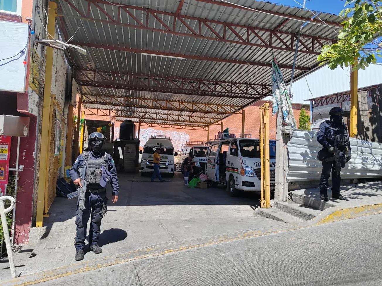 Sigue el blindaje de policías y militares en sitios y terminales del transporte público en Chilpancingo