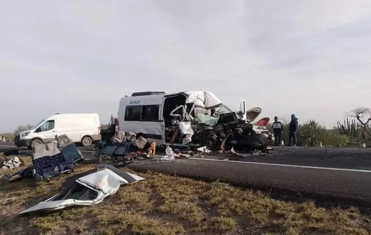 Accidente en San Luis Potosí deja 10 muertos