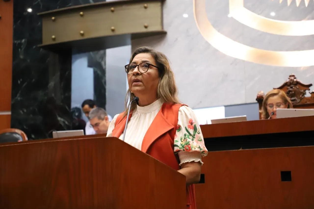 Exhorta diputada a redoblar esfuerzos para erradicar el analfabetismo en Guerrero