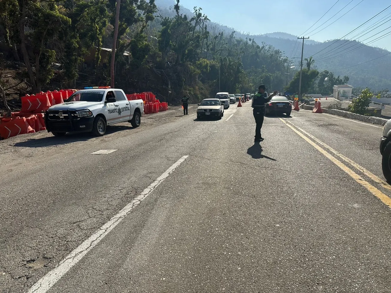 Habilitan ambos carriles en la Escénica; concluyen los trabajos de reparación