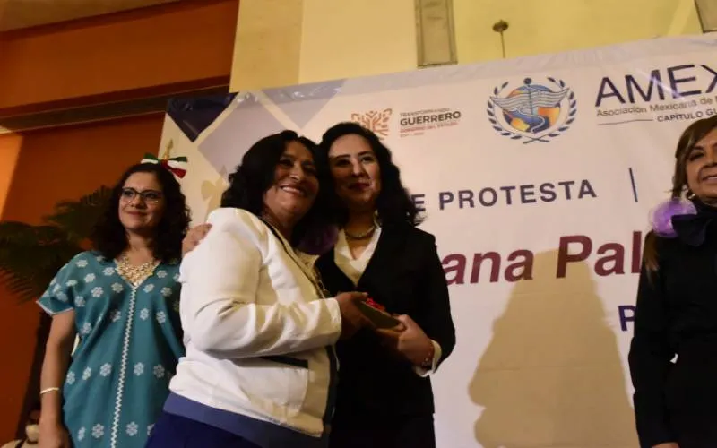 Abelina López destaca capacidad de las mujeres en evento de AMEXME