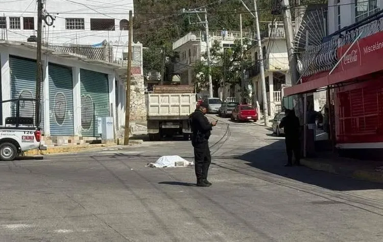 Ejecutan a un hombre en la Cumbres de Figueroa de Acapulco