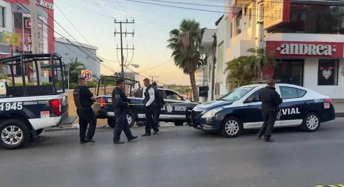 Dos muertos y ocho heridos deja ataque al bar Medallo Reggaetón en Cuernavaca