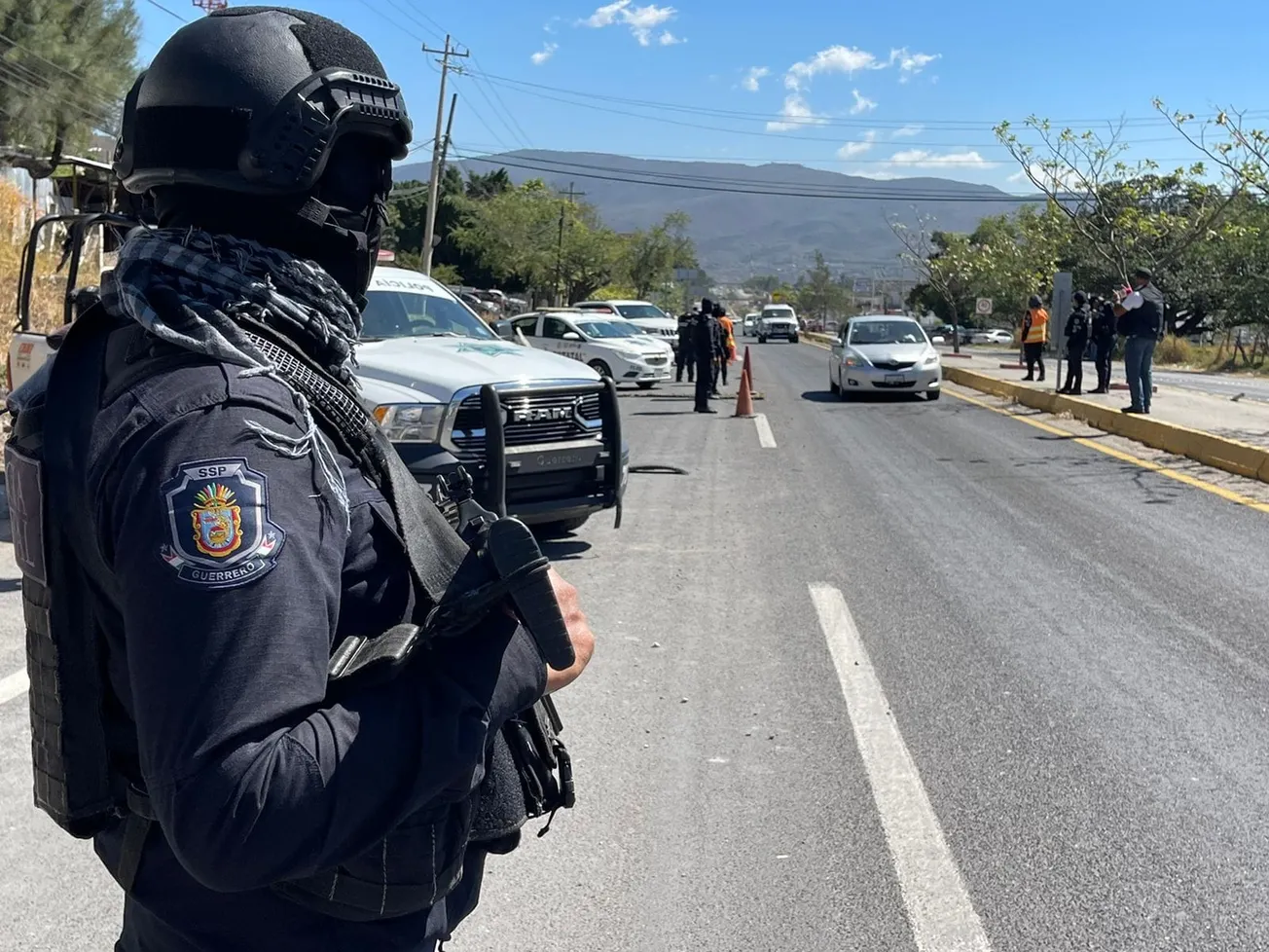 Refuerzan la vigililancia en Acapulco, tras la quema de un camión