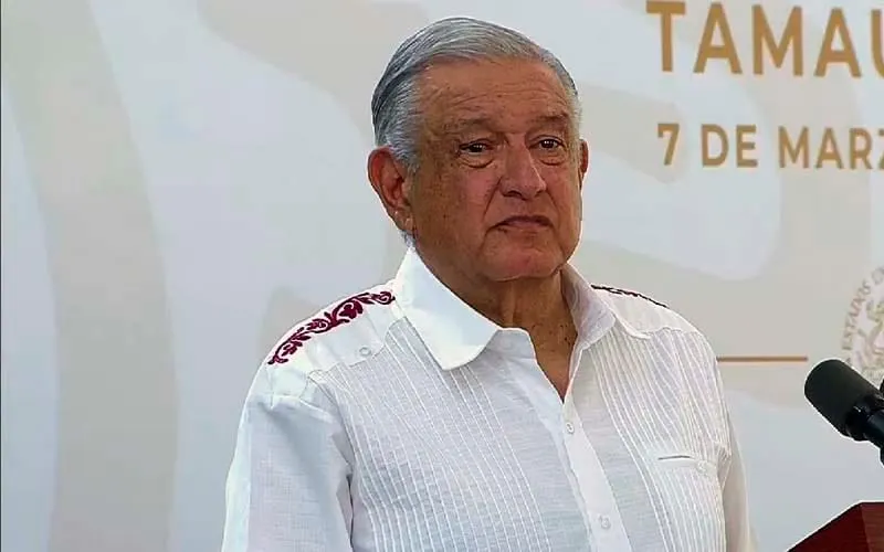 Pide AMLO a normalistas de Ayotzinapa que no se dejen ‘manipular’