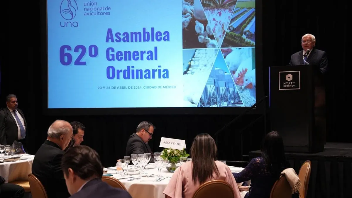 Reconocen a Agricultura por acciones en la prevención y control de influenza aviar