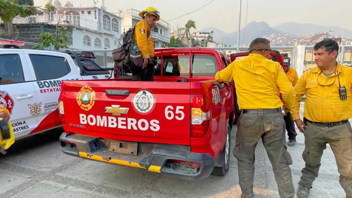 Controlan avance de incendios en Acapulco; no hay riesgo para habitantes