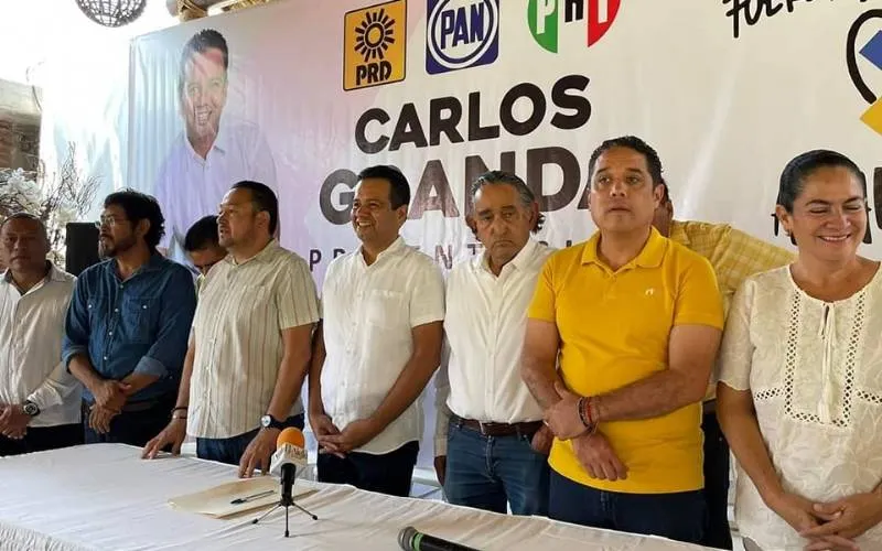 Sin Manuel Añorve, presenta PRI-PAN-PRD a Carlos Granda para la alcaldía de Acapulco