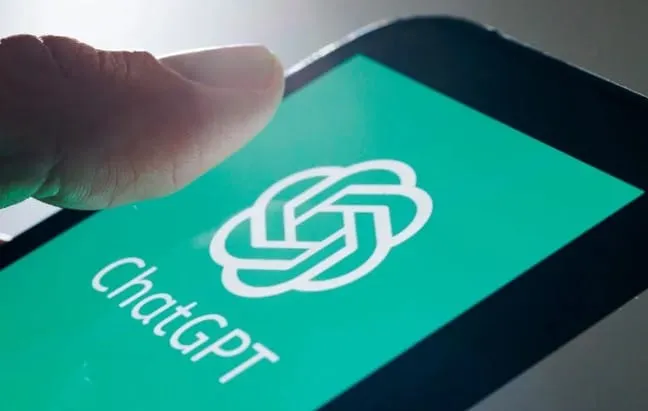 ChatGPT, el chatbot de OpenAI, sufre caída a nivel global