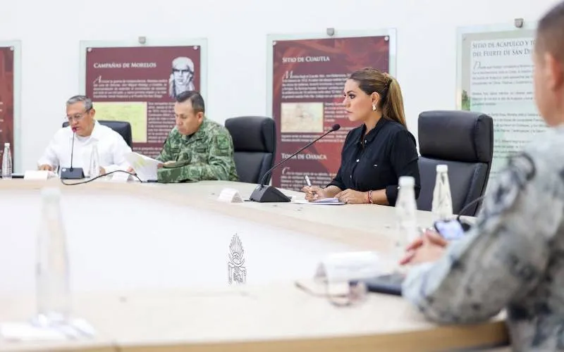 Se reúne Evelyn Salgado con el nuevo fiscal de Guerrero