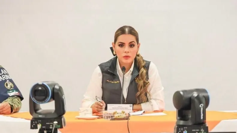 Se ha controlado el 70% del fuego en El Veladero, informa la Gobernadora