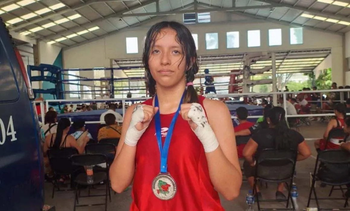 La chilpancingueña Amaranta Leyva se cuelga la plata en box para Guerrero