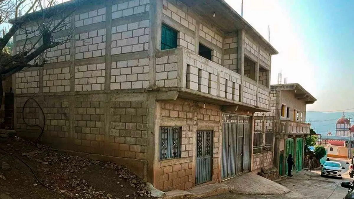 Balean casa de un regidor en Xalpatláhuac, Guerrero