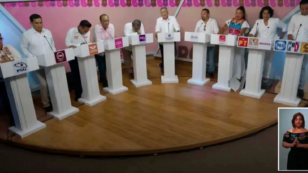 Entre fallas técnicas y ataques se realiza debate en Acapulco