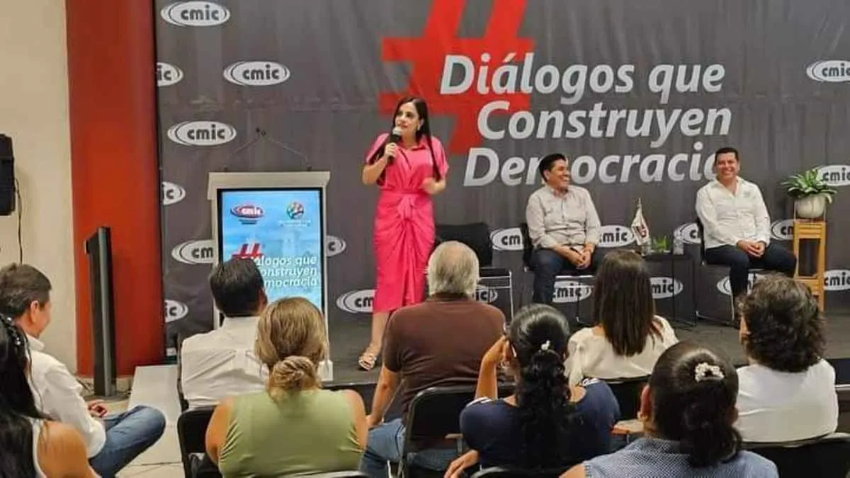 Acuerdan Gabriela Bernal y Mario Moreno impulsar desarrollo económico en Guerrero