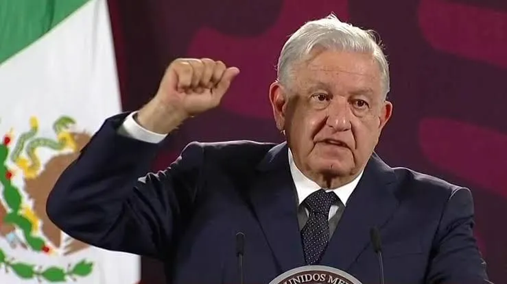 AMLO asegura que la “marea rosa” es muestra de las libertades que hay en el país
