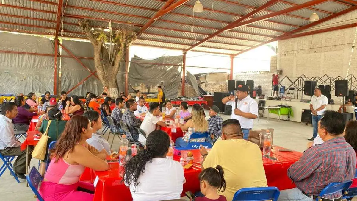 Propone Mase Mendoza desayunos escolares para escuelas de Tlapa