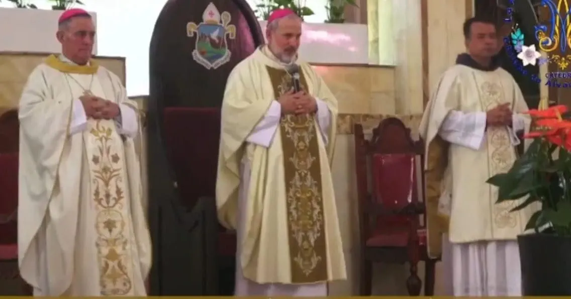 Reaparece en Chilapa el obispo emérito Salvador Rangel