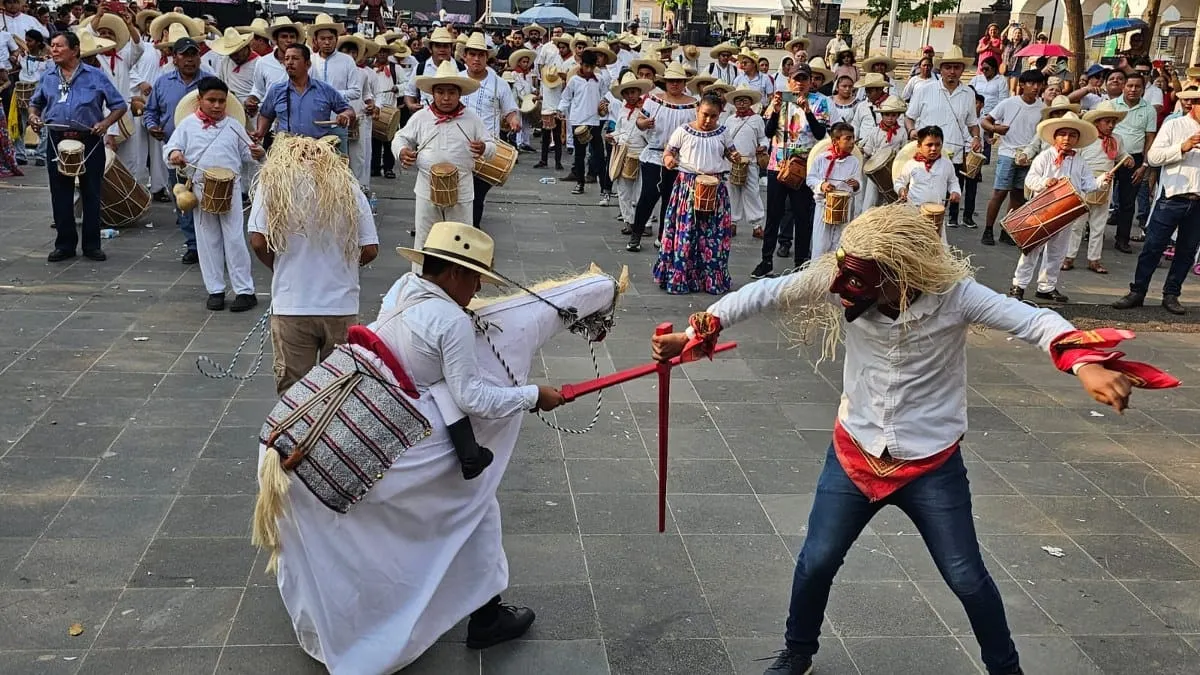 Tamboritón 2024, instauran récord nacional en tocada masiva de tamborileros en Tabasco