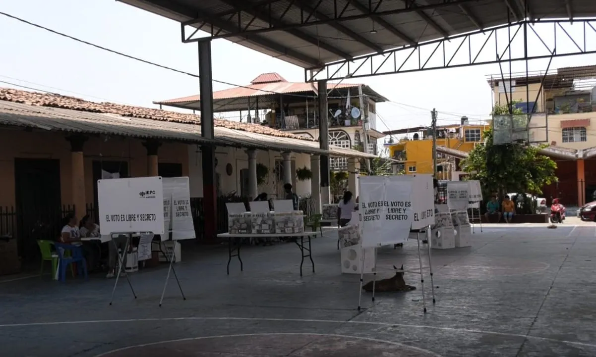 Viuda de candidato asesinado no acude a votar en Coyuca de Benítez