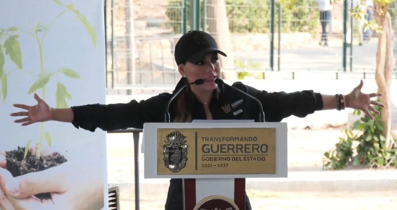 Evelyn afirma que FGE investiga violencia del martes en Acapulco; reitera coordinación con el Fiscal