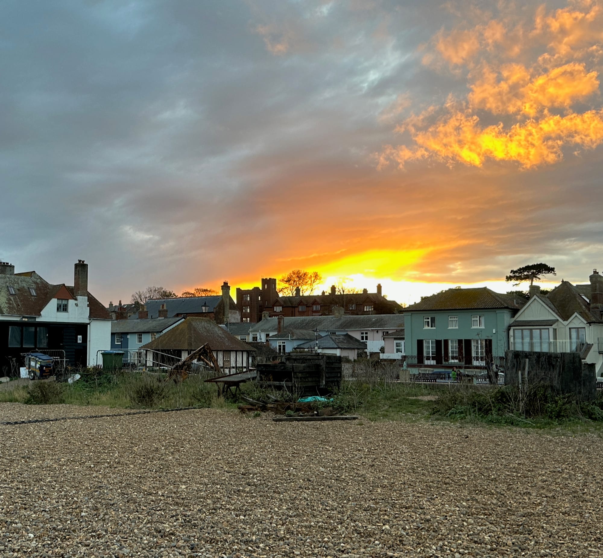 Aldeburgh, Saturday Evening, from the beach