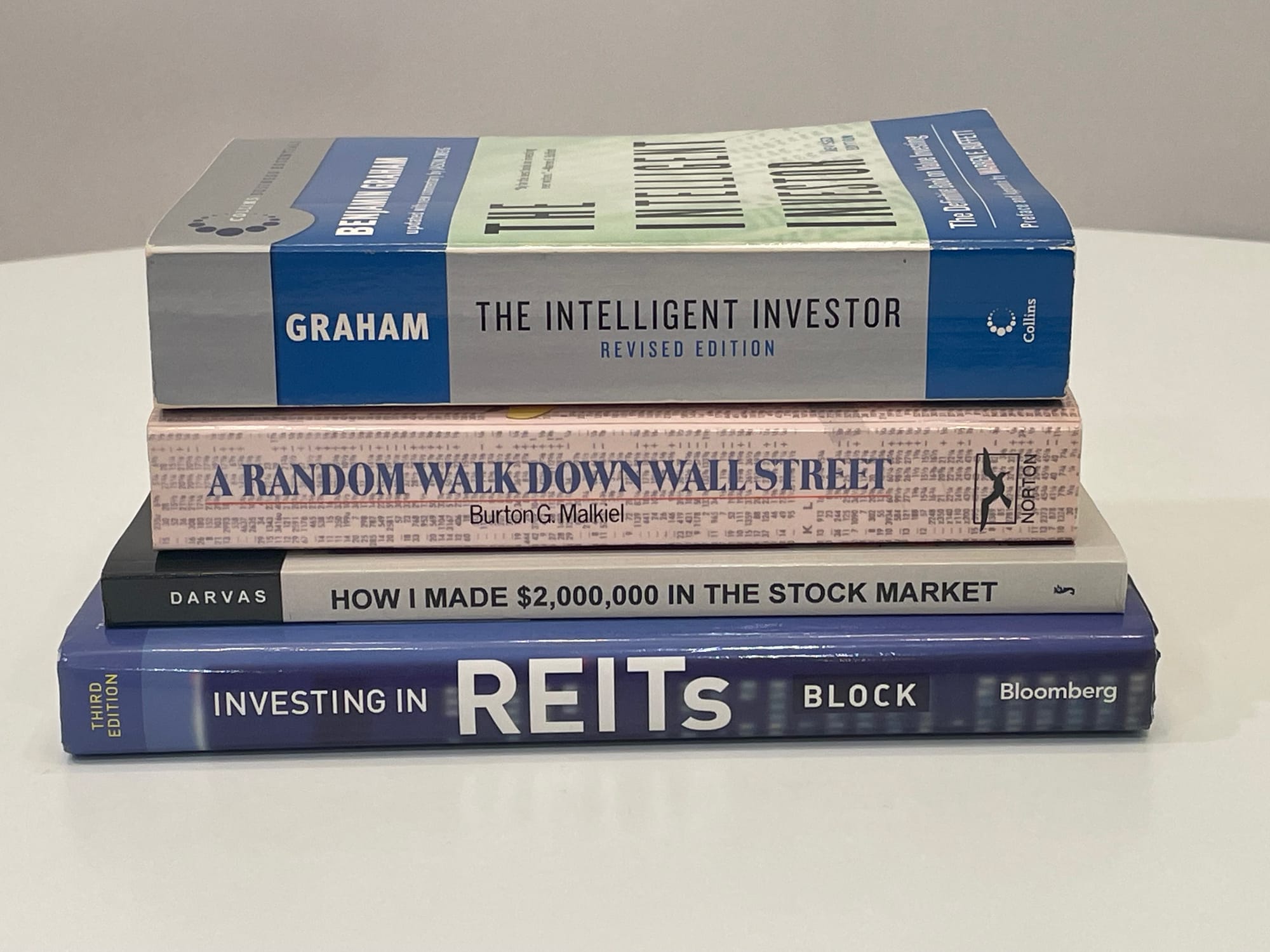 Essential books on investing.