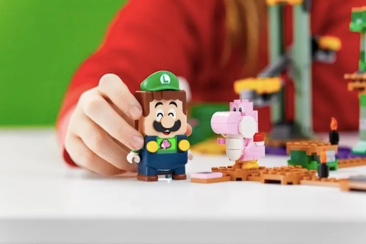 It's-a me, Lego Luigi!