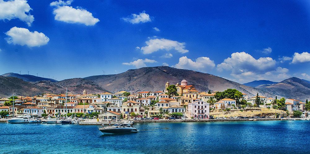 Photograph of the Mediterranean sky. 