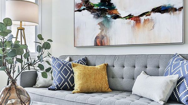 Wall Decor Tips for Luxury Style