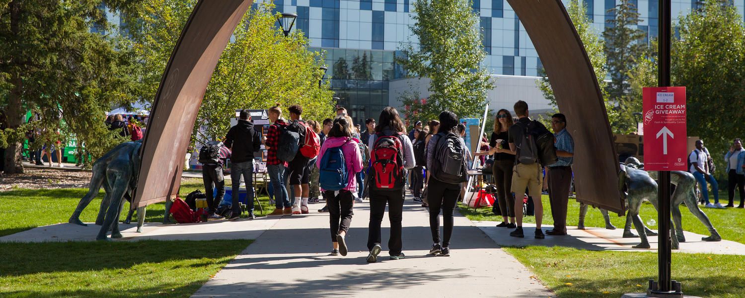 New student orientation play returns with U Need FRIES With That