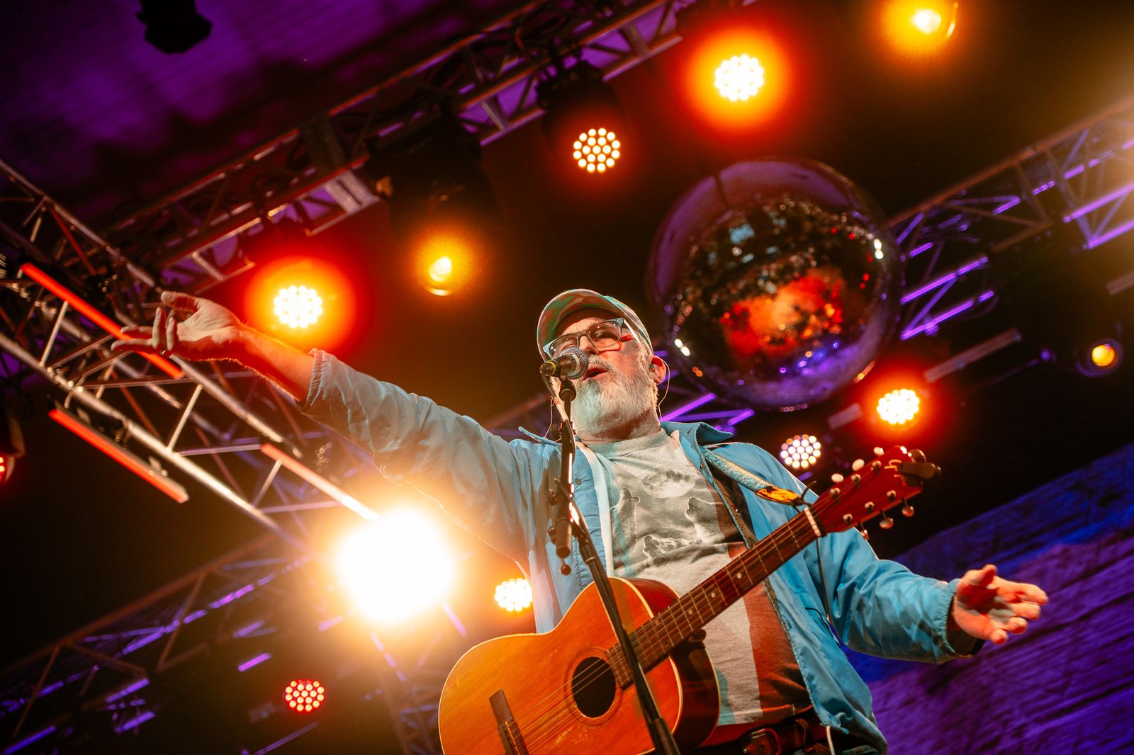Calgary Folk Festival 2025s Headliner Cake: The cherry on top to another splendid Folk Fest