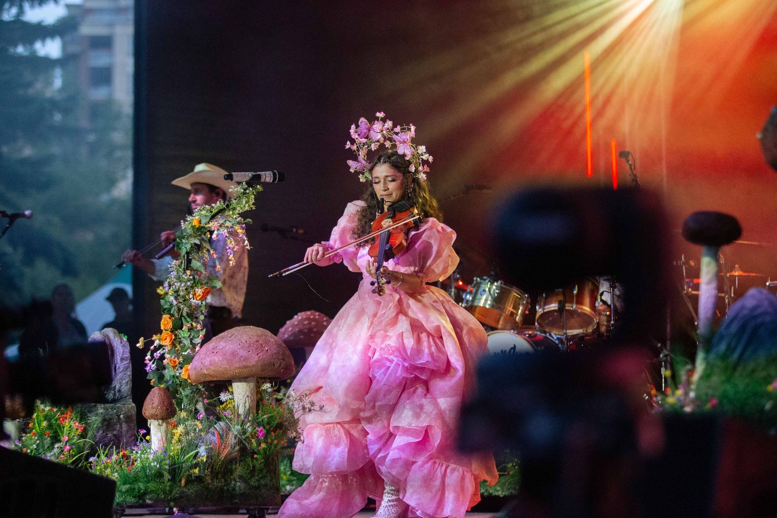 Calgary Folk Fest 2025: Day 1 Visuals Feature