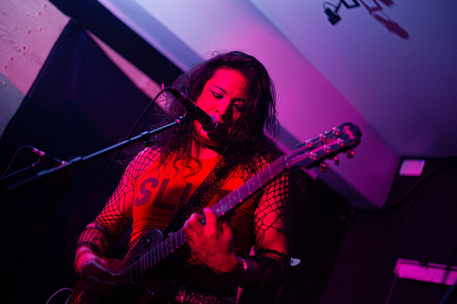 Sled Island 2025 Day 3: The Gauntlet presents a rocking night featuring Chinese Medicine, Jed Arbour and more at Loophole Coffee Bar