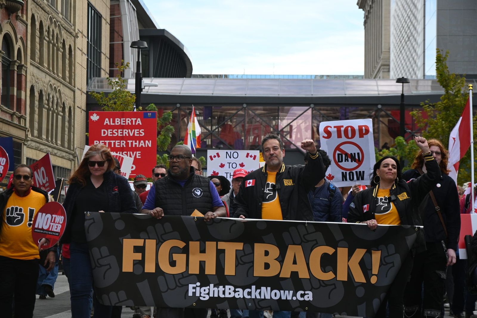 Alberta Federation of Labour hosts pro-Canada protest before referendum