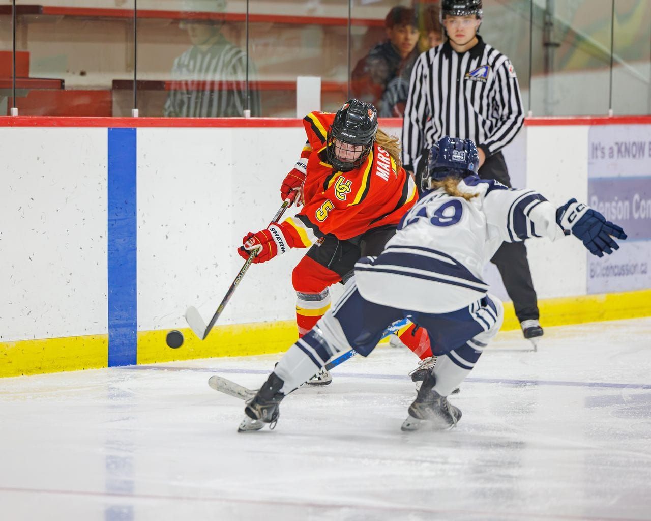 Dinos women's hockey kicks off new season