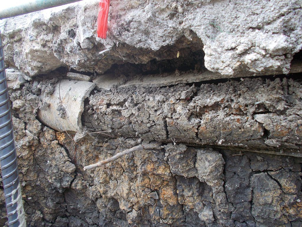 Does Calgary have asbestos in its water supply?
