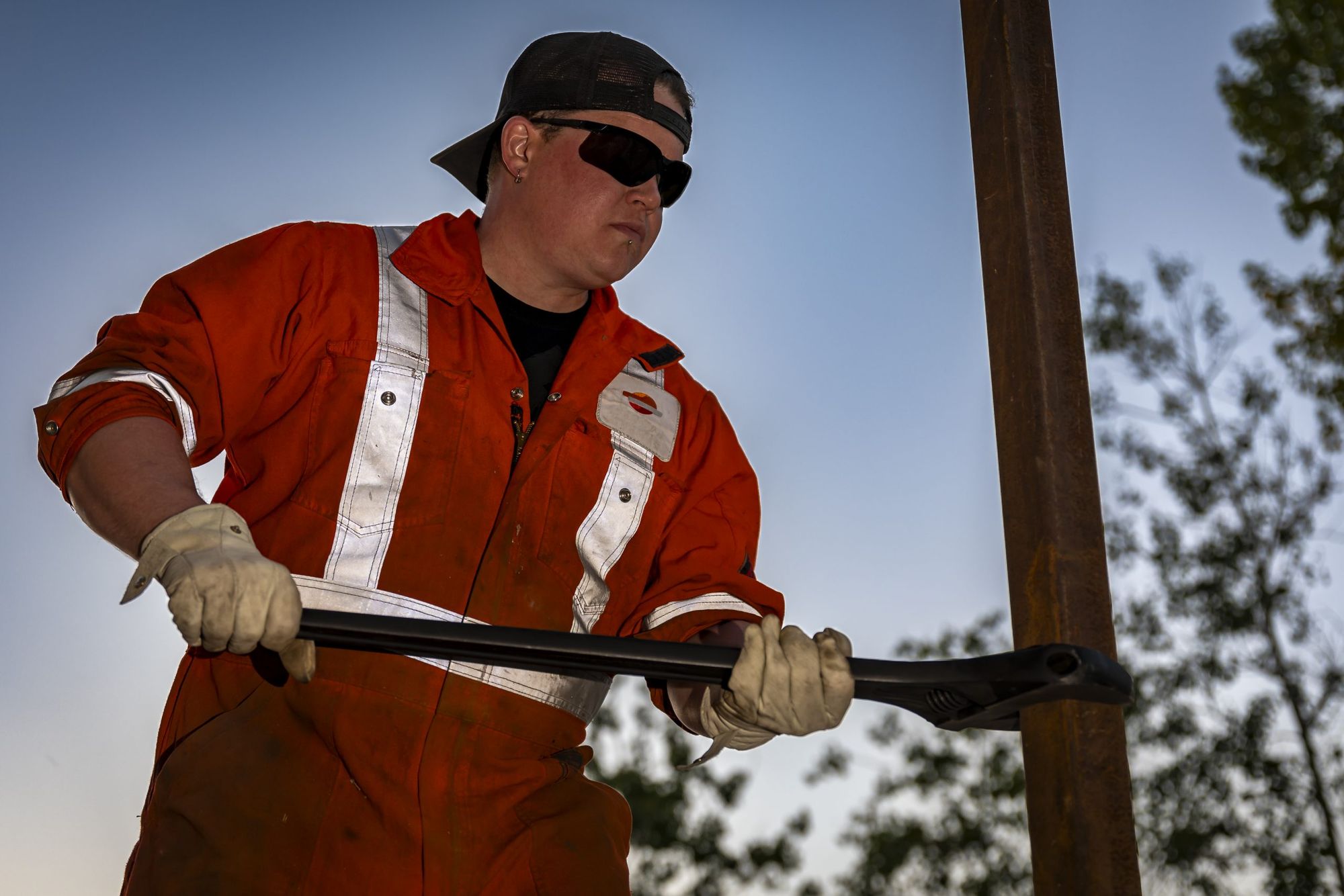The masculinization of Alberta's oil industry propaganda: A dangerous trend threatening a sustainable future