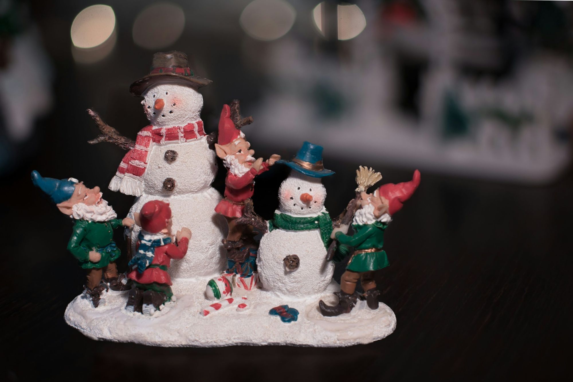 Festive decor tips for small spaces: Cozy, creative and clutter-Free