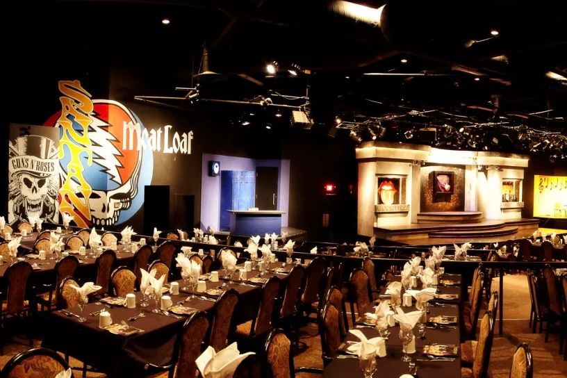 Calgary Hidden Gems: Jubilations Dinner Theatre showcases local talent