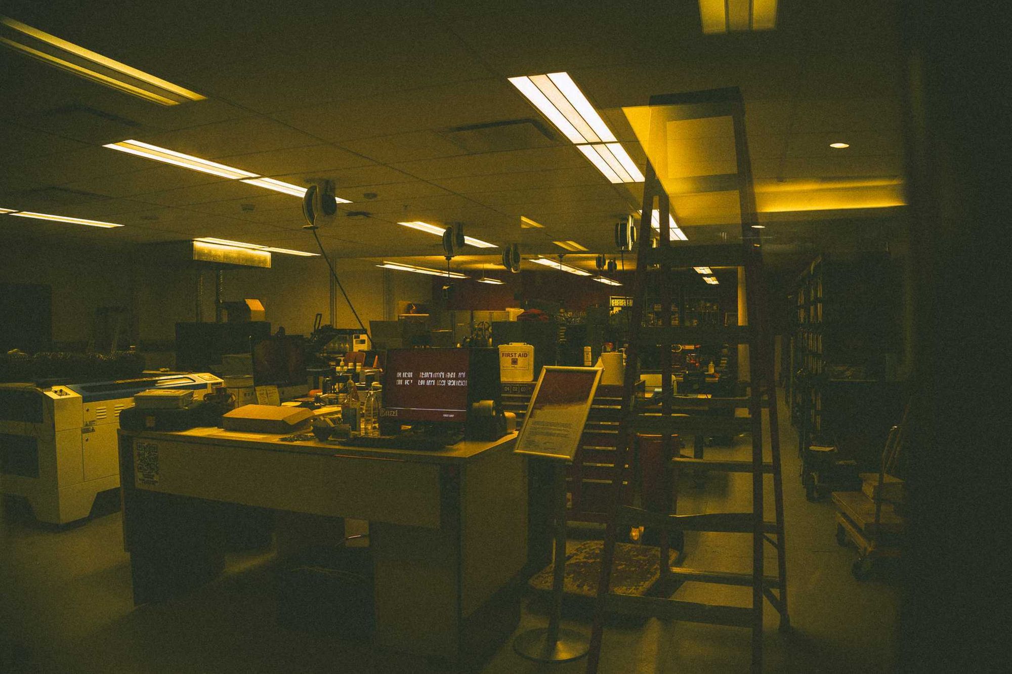 My lab partner is undoubtedly a serial killer: A story of evidence and horror