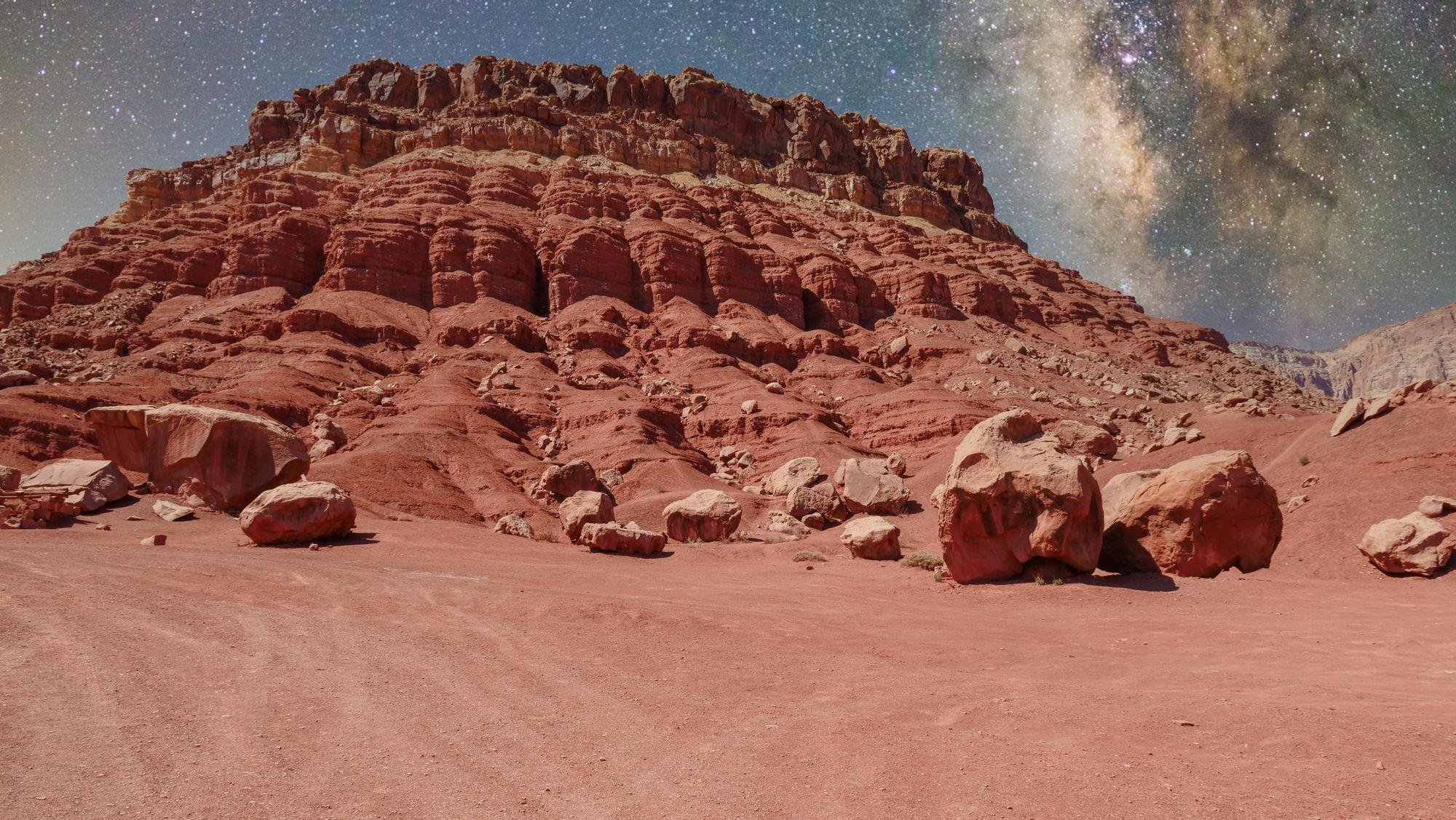 U of C researcher studies Mars rover samples for clues of life