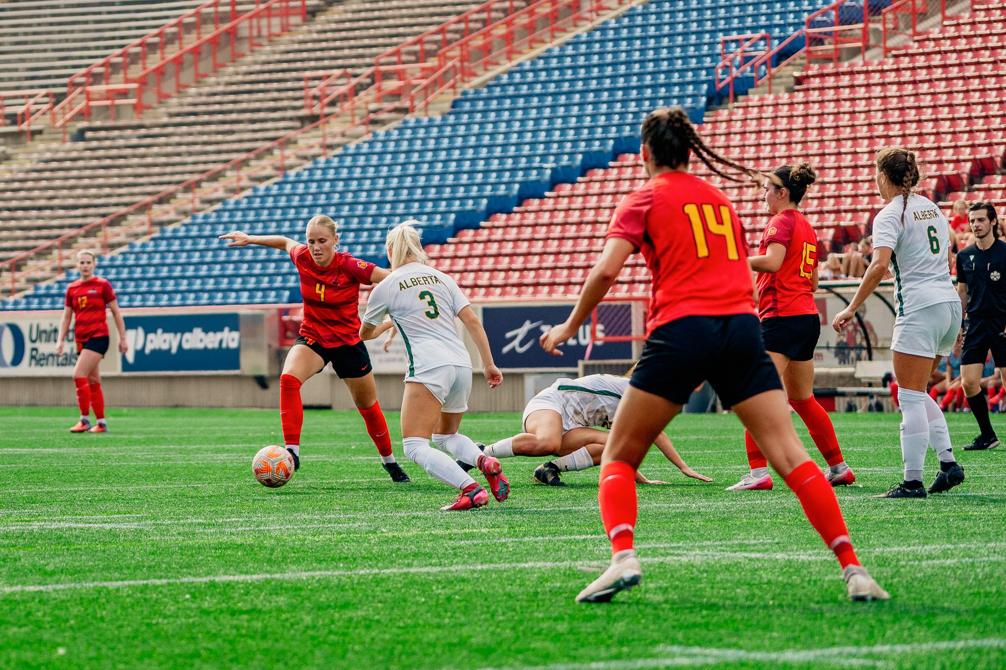 Unbeaten and unrelenting: Dinos devour the weekend with back-to-back shutouts
