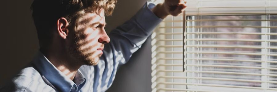 Differences between low mood vs depression