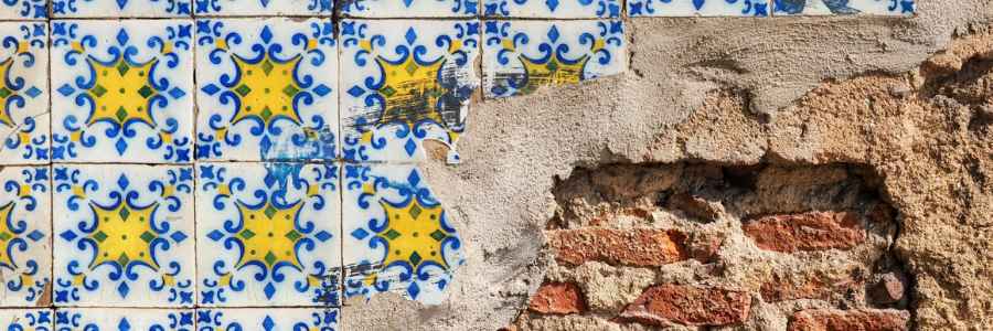 What are double standards in relationships?