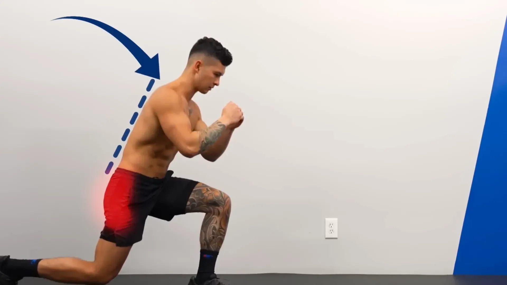 Walking lunges demonstration