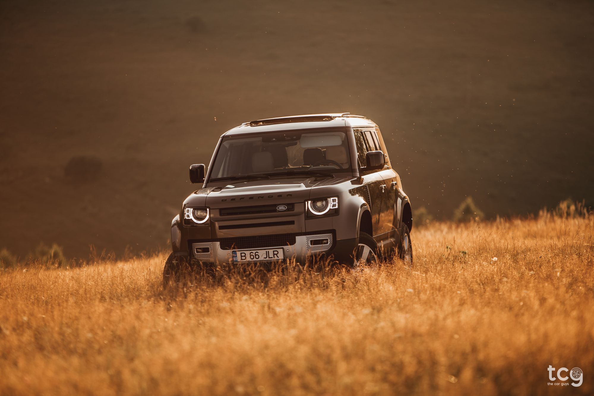 2020 Land Rover Defender - The off-road KING! (First Drive)